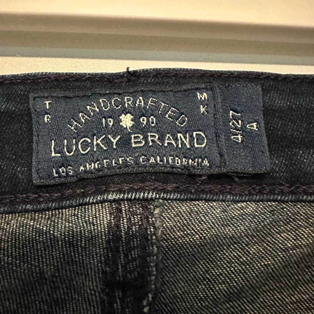 Womens Lucky Brand Hayden Skinny jeans mid-rise Size 4/27 dark Blue wash 31x30